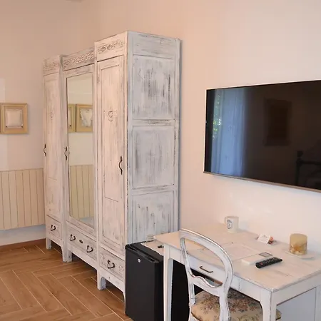Il Poggiolino Couette-café